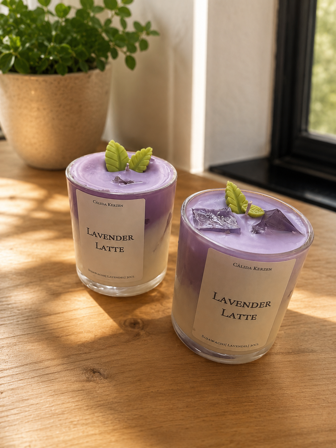 Lavender Latte Dessertkerze – handgegossene Sojawachs-Kerze mit Lavendelduft