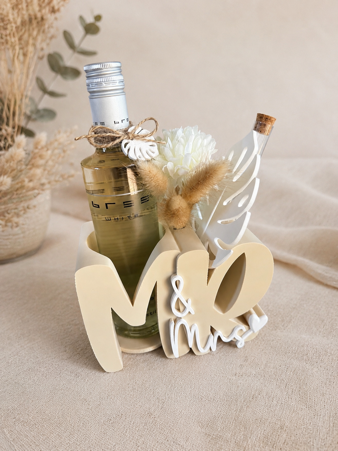 Mr & Mrs Geschenkset – dekorativer Getränkehalter mit Trockenblumen & Reagenzglas